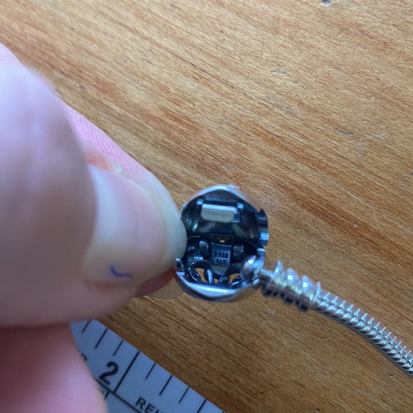 Authentic family tree Pandora bracelet - Picture 5 of 6